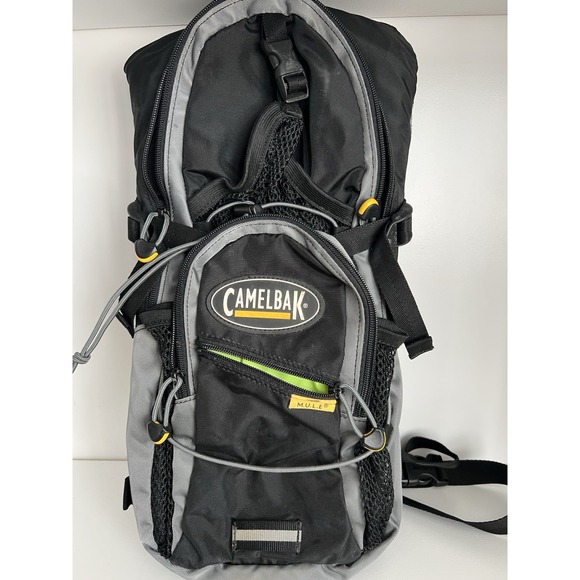 Camelbak Other - Camelbak Mini M.U.L.E Hydration Backpack Black And Grey